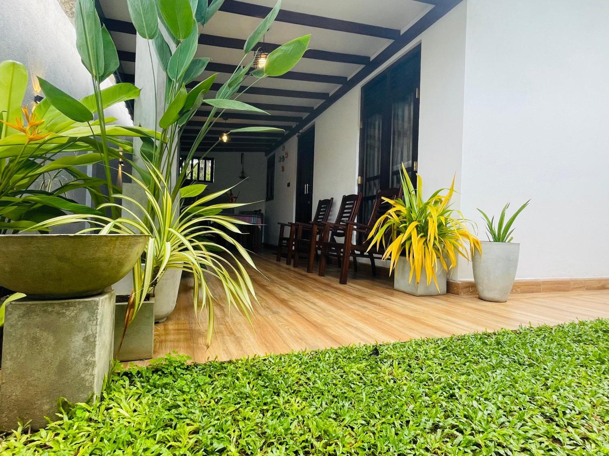 Hotel The Nook Hikkaduwa Exterior foto